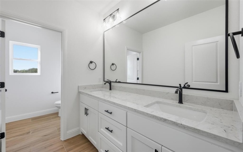 1033 Arbor Vista Drive, Azle, TX 76023, 4 Habitaciones Habitaciones , ,2 BañosBaños,Residential,En Venta,1033 Arbor Vista Drive,0,21078689