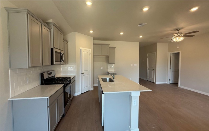 142 Key Largo Drive, Rockport, TX 78382, 3 Bedrooms Bedrooms, ,2 BathroomsBathrooms,Residential,For Sale,142 Key Largo Drive,0,465961