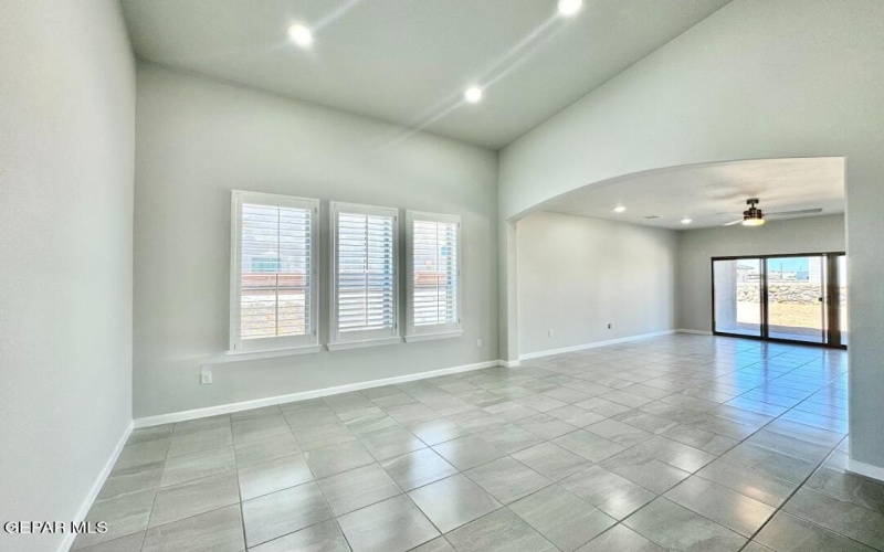 14613 Tierra Nectar Avenue, El Paso, TX 79938, 5 Habitaciones Habitaciones , ,3 BañosBaños,Residential,En Venta,14613 Tierra Nectar Avenue,0,919685