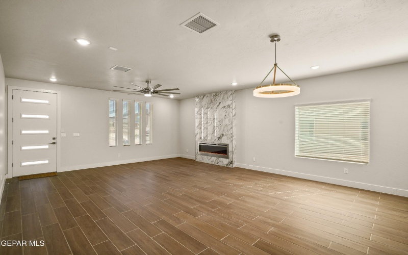 7409 Norte Mesa Ln, El Paso, TX 79934, 4 Habitaciones Habitaciones , ,2 BañosBaños,Residential,En Venta,7409 Norte Mesa Ln,0,931533