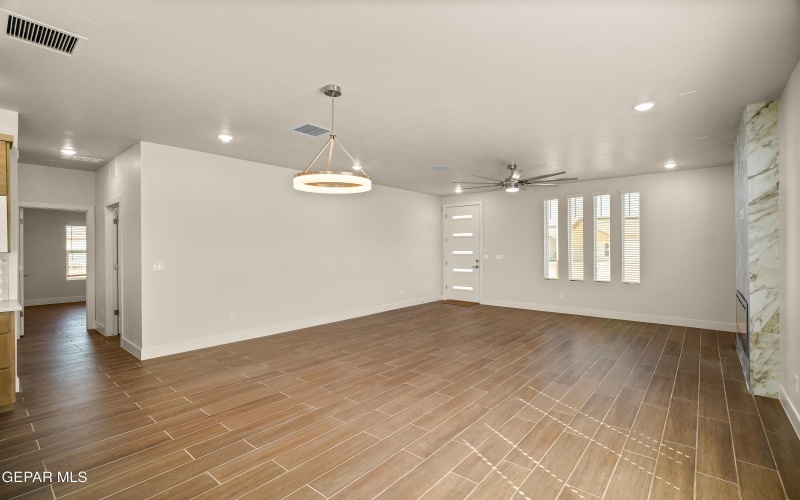 7409 Norte Mesa Ln, El Paso, TX 79934, 4 Habitaciones Habitaciones , ,2 BañosBaños,Residential,En Venta,7409 Norte Mesa Ln,0,931533