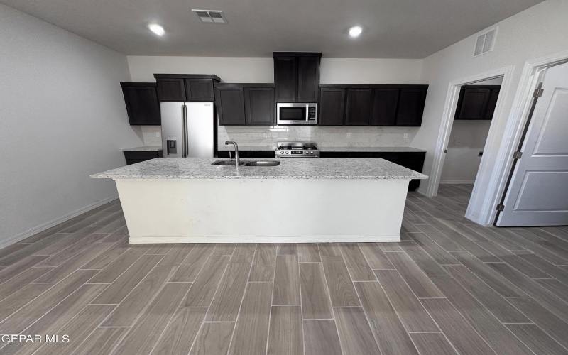 14528 Johnny Mata Drive, El Paso, TX 79938, 4 Habitaciones Habitaciones , ,1 BañoBaños,Residential,En Venta,14528 Johnny Mata Drive,0,931560