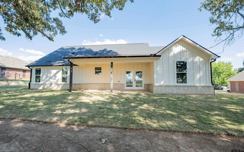 1003 Karen Dr, Lindale, TX 75771, 3 Bedrooms Bedrooms, ,2 BathroomsBathrooms,Residential,For Sale,1003 Karen Dr,0,25014908