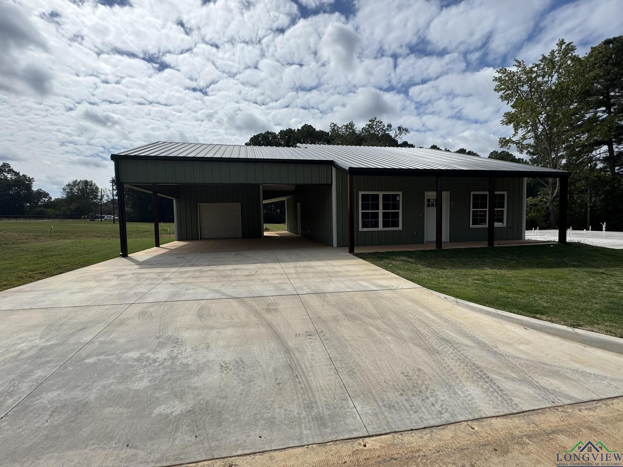 103 Masters Way, Hallsville, TX 75650, 3 Bedrooms Bedrooms, ,2 BathroomsBathrooms,Residential,For Sale,103 Masters Way,0,20256833