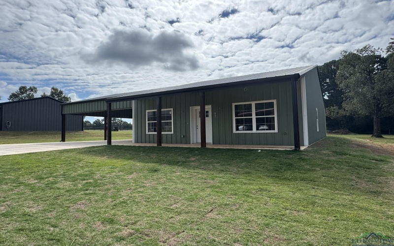 103 Masters Way, Hallsville, TX 75650, 3 Bedrooms Bedrooms, ,2 BathroomsBathrooms,Residential,For Sale,103 Masters Way,0,20256833