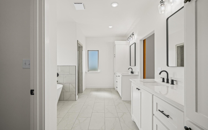 1214 W Hardin, Lubbock, TX 79403, 3 Habitaciones Habitaciones , ,2 BañosBaños,Residential,En Venta,1214 W Hardin,0,202561402