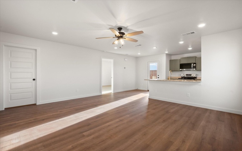 13908 Flint Avenue, Lubbock, TX 79423, 2 Habitaciones Habitaciones , ,2 BañosBaños,Residential,En Venta,13908 Flint Avenue,0,202561426