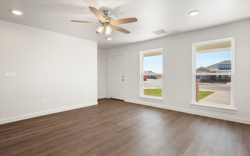 8302 24th Street, Lubbock, TX 79407, 3 Habitaciones Habitaciones , ,2 BañosBaños,Residential,En Venta,8302 24th Street,0,202561429
