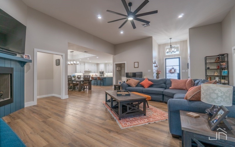 5318 Riviera Lane, San Angelo, TX 76904, 3 Bedrooms Bedrooms, ,2 BathroomsBathrooms,Other,For Sale,5318 Riviera Lane,0,129283