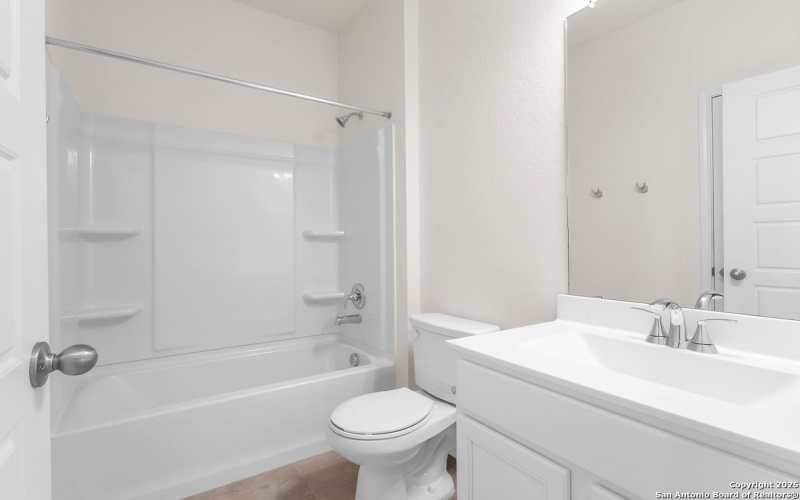 4121 WOODSIDE DR, Seguin, TX 78155, 3 Habitaciones Habitaciones , ,2 BañosBaños,Residential,En Venta,4121 WOODSIDE DR,0,1912994