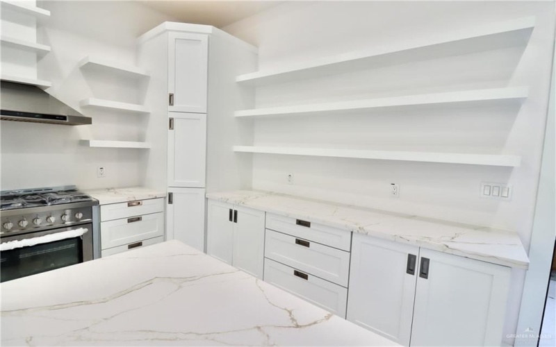 112 Cedro Street, Weslaco, TX 78596, 3 Bedrooms Bedrooms, ,1 BathroomBathrooms,Residential,For Sale,112 Cedro Street,459863