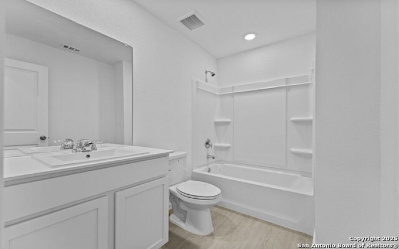 7614 Bohemian Grove, San Antonio, TX 78227, 4 Habitaciones Habitaciones , ,2 BañosBaños,Residential,En Venta,7614 Bohemian Grove,0,1913126