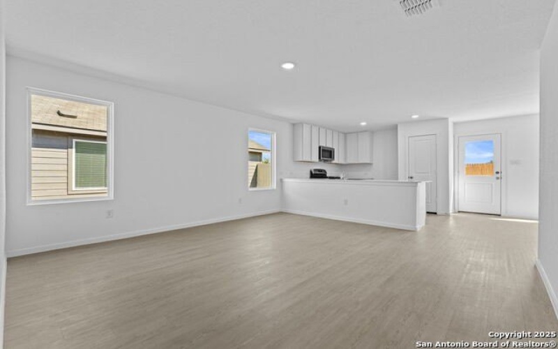 7307 Nessie Trails, San Antonio, TX 78227, 3 Habitaciones Habitaciones , ,2 BañosBaños,Residential,En Venta,7307 Nessie Trails,0,1913141