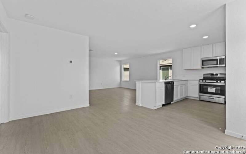 7307 Nessie Trails, San Antonio, TX 78227, 3 Habitaciones Habitaciones , ,2 BañosBaños,Residential,En Venta,7307 Nessie Trails,0,1913141