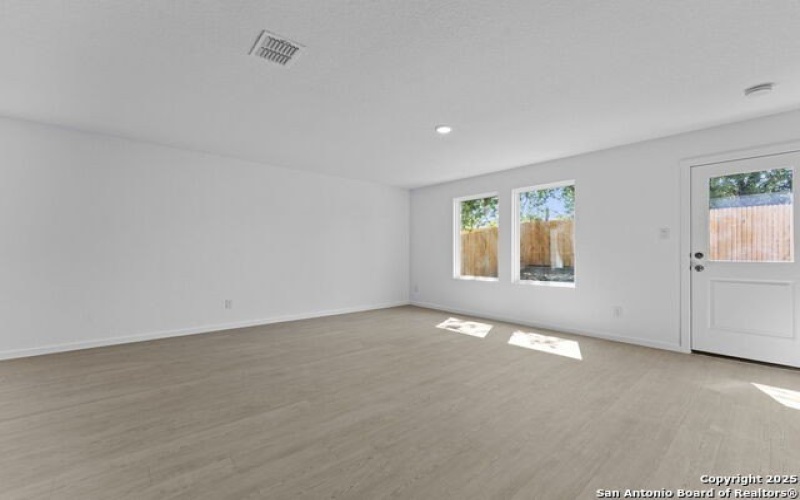7622 Bohemian Grove, San Antonio, TX 78227, 4 Bedrooms Bedrooms, ,2 BathroomsBathrooms,Residential,For Sale,7622 Bohemian Grove,0,1913156