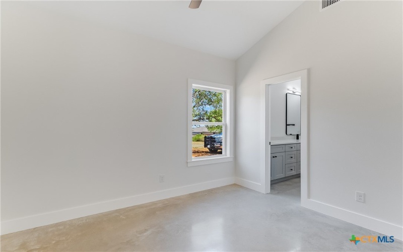 155 W Hickory Drive, Granite Shoals, TX 78654, 4 Bedrooms Bedrooms, ,3 BathroomsBathrooms,Residential,For Sale,155 W Hickory Drive,0,594553