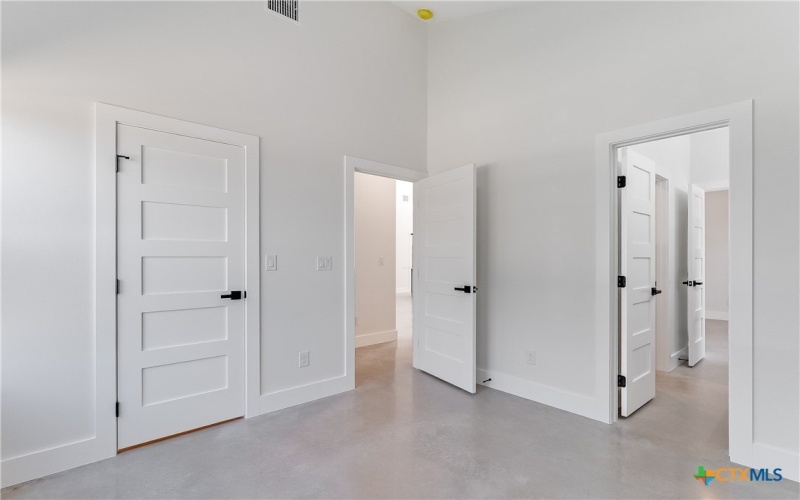 155 W Hickory Drive, Granite Shoals, TX 78654, 4 Bedrooms Bedrooms, ,3 BathroomsBathrooms,Residential,For Sale,155 W Hickory Drive,0,594553