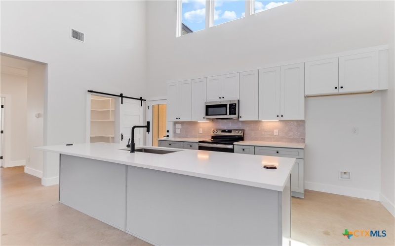 155 W Hickory Drive, Granite Shoals, TX 78654, 4 Bedrooms Bedrooms, ,3 BathroomsBathrooms,Residential,For Sale,155 W Hickory Drive,0,594553