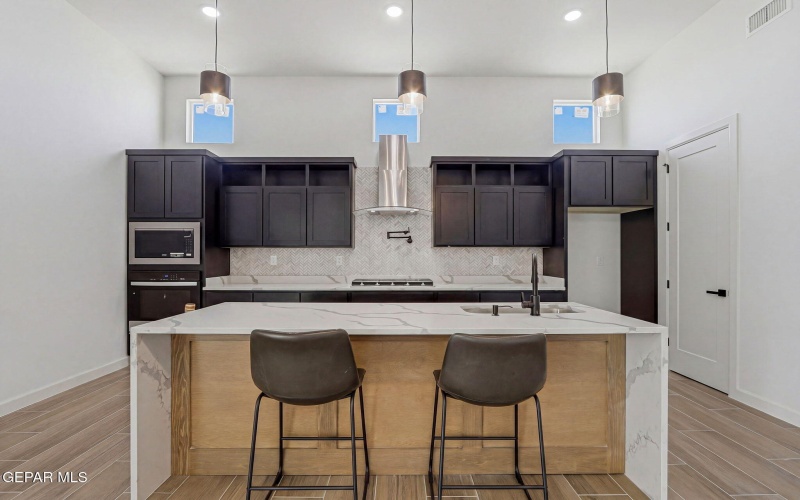 13308 Emerald Wind Court, Horizon City, TX 79928, 4 Habitaciones Habitaciones , ,3 BañosBaños,Residential,En Venta,13308 Emerald Wind Court,0,931586