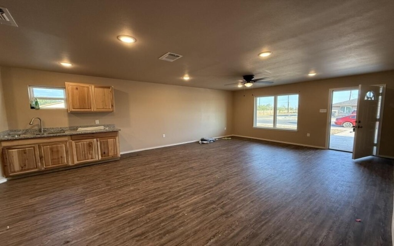 3108 E Cornell Street, Lubbock, TX 79403, 3 Bedrooms Bedrooms, ,2 BathroomsBathrooms,Residential,For Sale,3108 E Cornell Street,0,202561451