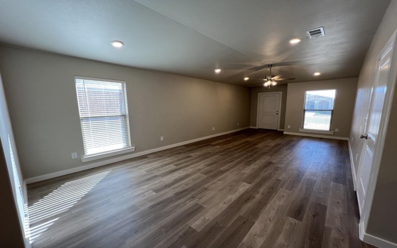 2005 Corpus Avenue unit: B #B, Wolfforth, TX 79382, 3 Bedrooms Bedrooms, ,2 BathroomsBathrooms,Residential,For Sale,2005 Corpus Avenue unit: B,0,202561456