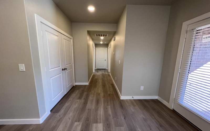 2005 Corpus Avenue unit: B #B, Wolfforth, TX 79382, 3 Bedrooms Bedrooms, ,2 BathroomsBathrooms,Residential,For Sale,2005 Corpus Avenue unit: B,0,202561456