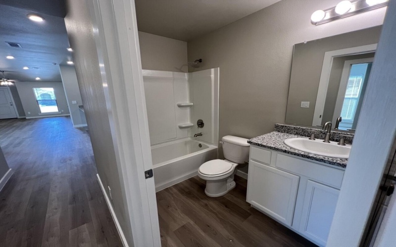 2005 Corpus Avenue unit: B #B, Wolfforth, TX 79382, 3 Bedrooms Bedrooms, ,2 BathroomsBathrooms,Residential,For Sale,2005 Corpus Avenue unit: B,0,202561456