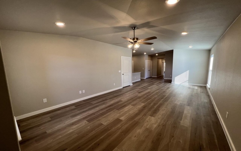 2005 Corpus Avenue unit: B #B, Wolfforth, TX 79382, 3 Bedrooms Bedrooms, ,2 BathroomsBathrooms,Residential,For Sale,2005 Corpus Avenue unit: B,0,202561456