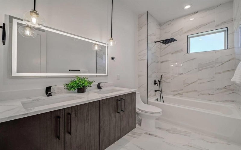 2032 Glenhollow Drive, Weatherford, TX 76088, 4 Habitaciones Habitaciones , ,3 BañosBaños,Residential,En Venta,2032 Glenhollow Drive,0,20948076