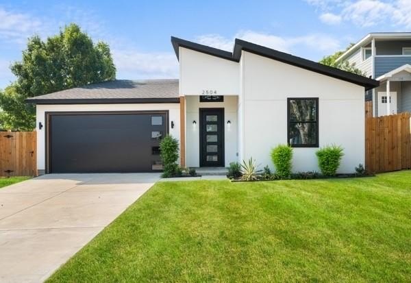 2504 Oxford Avenue, Fort Worth, TX 76106, 4 Bedrooms Bedrooms, ,2 BathroomsBathrooms,Residential,For Sale,2504 Oxford Avenue,0,21063008