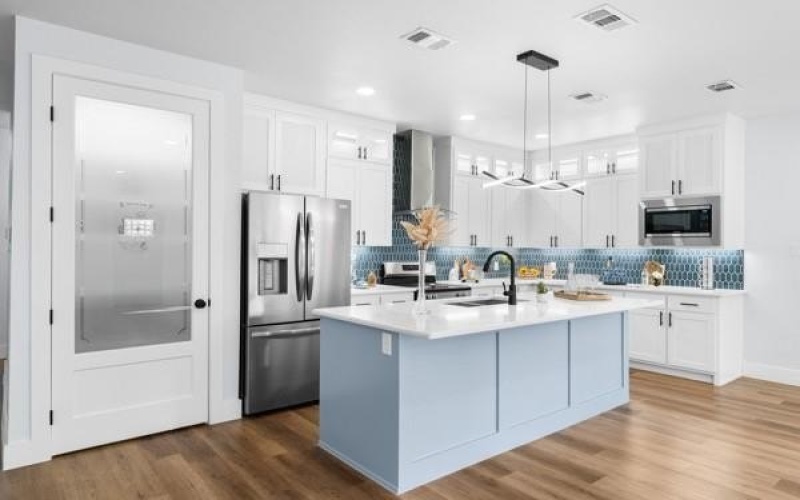 2504 Oxford Avenue, Fort Worth, TX 76106, 4 Bedrooms Bedrooms, ,2 BathroomsBathrooms,Residential,For Sale,2504 Oxford Avenue,0,21063008