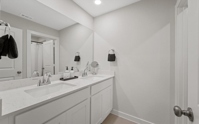 64 Palouse Street, Red Oak, TX 75154, 3 Bedrooms Bedrooms, ,2 BathroomsBathrooms,Residential,For Sale,64 Palouse Street,0,21075680