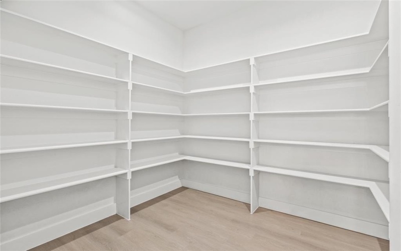 2219 W Lovers Lane, Dallas, TX 75235, 4 Bedrooms Bedrooms, ,3 BathroomsBathrooms,Residential,For Sale,2219 W Lovers Lane,0,21079119