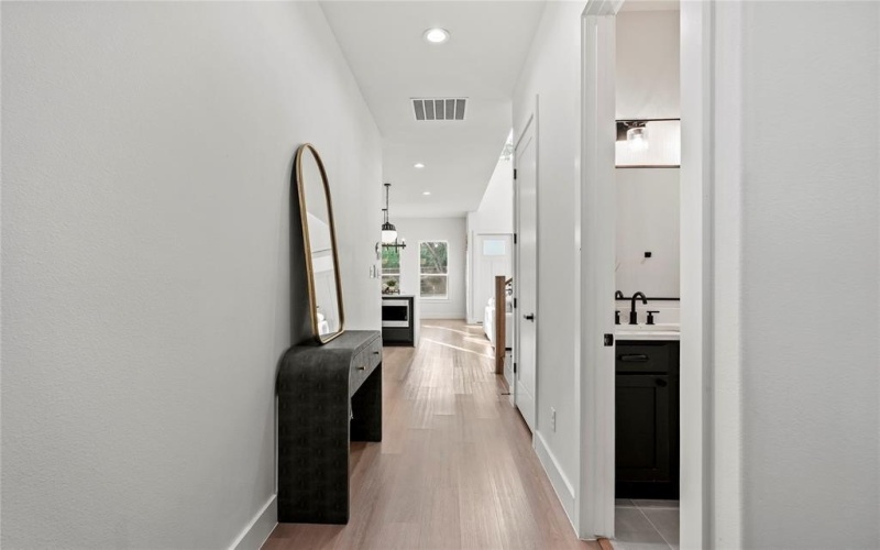 2219 W Lovers Lane, Dallas, TX 75235, 4 Bedrooms Bedrooms, ,3 BathroomsBathrooms,Residential,For Sale,2219 W Lovers Lane,0,21079119