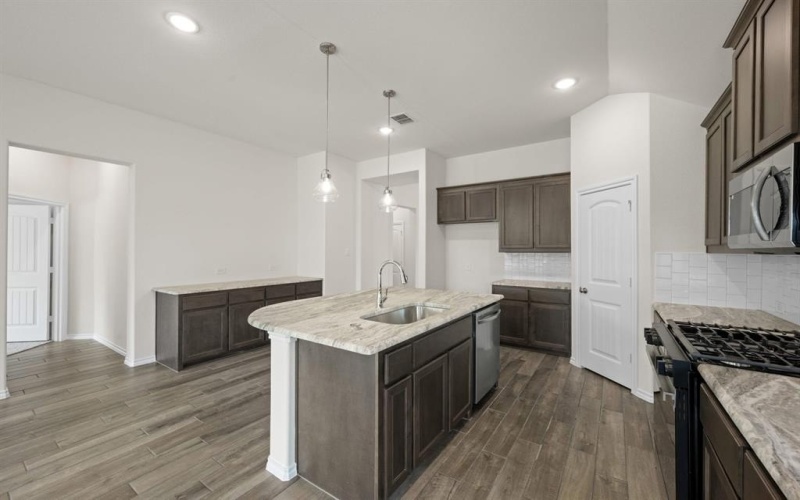 7740 Gatevine Avenue, Joshua, TX 76058, 3 Bedrooms Bedrooms, ,2 BathroomsBathrooms,Residential,For Sale,7740 Gatevine Avenue,0,21079129