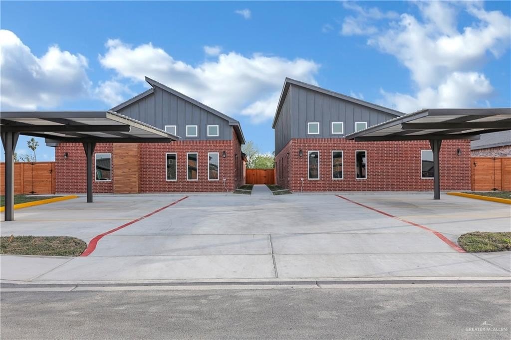 1007 Hidden Hills Street, Mission, TX 78572, ,Residential Multi Family,En Venta,1007 Hidden Hills Street,460174