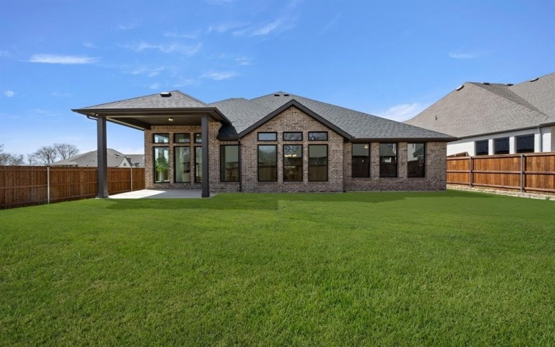 246 Vineyard Lane, Midlothian, TX 76065, 4 Bedrooms Bedrooms, ,3 BathroomsBathrooms,Residential,For Sale,246 Vineyard Lane,0,21079499