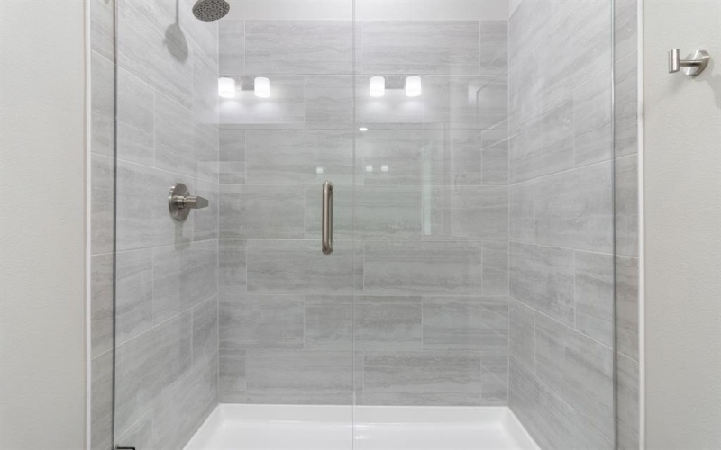 221 Lead Creek Drive, Fort Worth, TX 76131, 3 Habitaciones Habitaciones , ,2 BañosBaños,Residential,En Venta,221 Lead Creek Drive,0,21079824