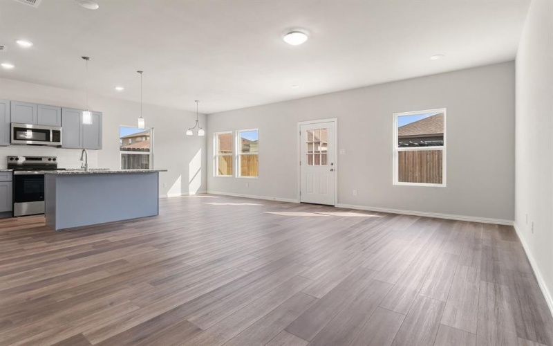 221 Lead Creek Drive, Fort Worth, TX 76131, 3 Habitaciones Habitaciones , ,2 BañosBaños,Residential,En Venta,221 Lead Creek Drive,0,21079824