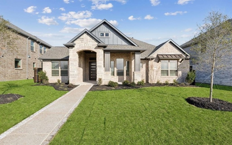 1000 Sunflower Street, Crowley, TX 76036, 4 Habitaciones Habitaciones , ,3 BañosBaños,Residential,En Venta,1000 Sunflower Street,0,21079830