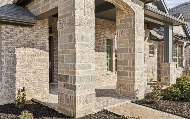 1000 Sunflower Street, Crowley, TX 76036, 4 Habitaciones Habitaciones , ,3 BañosBaños,Residential,En Venta,1000 Sunflower Street,0,21079830