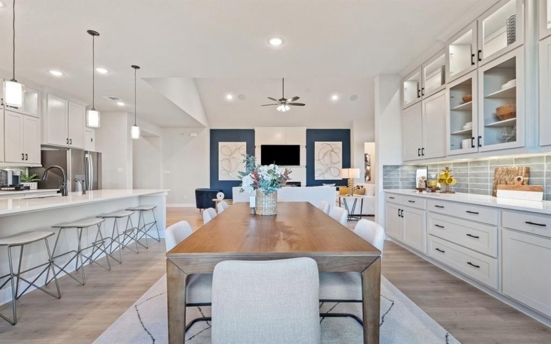 1117 Painted Lady Drive, Crowley, TX 76036, 4 Habitaciones Habitaciones , ,3 BañosBaños,Residential,En Venta,1117 Painted Lady Drive,0,21079837