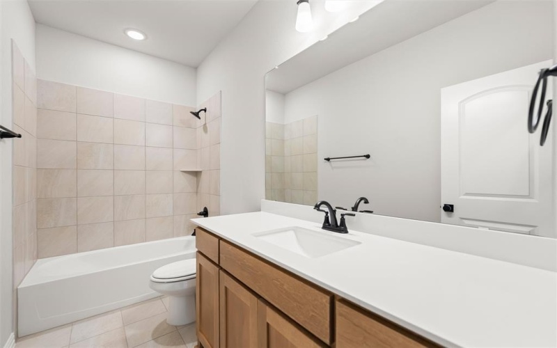 121 Snowy Owl Trail, New Fairview, TX 76078, 4 Bedrooms Bedrooms, ,3 BathroomsBathrooms,Residential,For Sale,121 Snowy Owl Trail,0,21079906