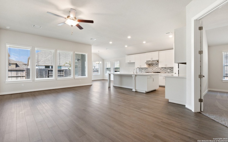 2258 Hoja, New Braunfels, TX 78132, 4 Habitaciones Habitaciones , ,3 BañosBaños,Residential,En Venta,2258 Hoja,0,1913179