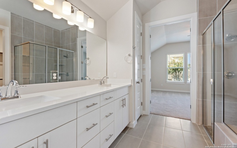 2258 Hoja, New Braunfels, TX 78132, 4 Habitaciones Habitaciones , ,3 BañosBaños,Residential,En Venta,2258 Hoja,0,1913179