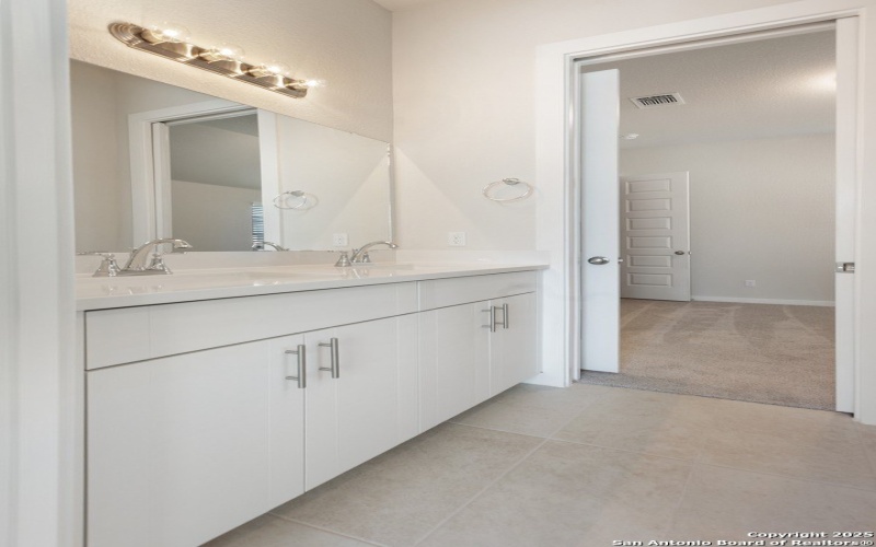 2258 Hoja, New Braunfels, TX 78132, 4 Habitaciones Habitaciones , ,3 BañosBaños,Residential,En Venta,2258 Hoja,0,1913179