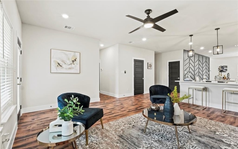 4550 Luzon Street, Dallas, TX 75216, 4 Bedrooms Bedrooms, ,2 BathroomsBathrooms,Residential,For Sale,4550 Luzon Street,0,21078359