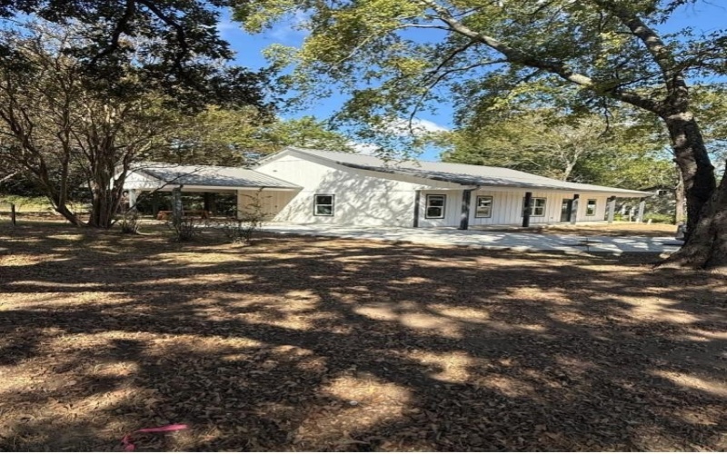 404 S Austin Street, Edgewood, TX 75117, 3 Bedrooms Bedrooms, ,2 BathroomsBathrooms,Residential,For Sale,404 S Austin Street,0,21078918