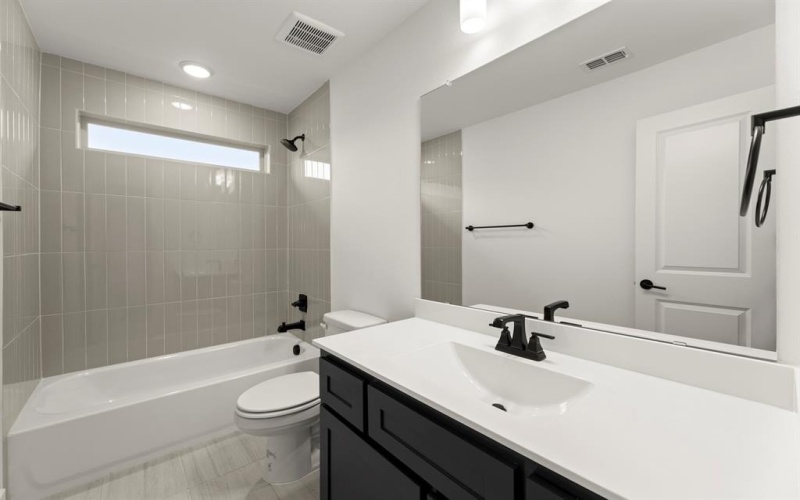 8137 Twin Creek Trail, Rowlett, TX 75089, 4 Habitaciones Habitaciones , ,3 BañosBaños,Residential,En Venta,8137 Twin Creek Trail,0,21079046