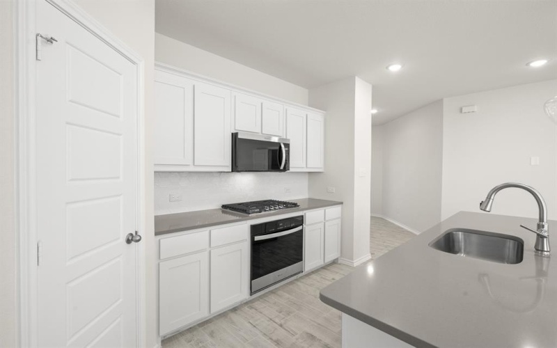 720 Scarlet Sage Drive, Waxahachie, TX 75165, 4 Bedrooms Bedrooms, ,2 BathroomsBathrooms,Residential,For Sale,720 Scarlet Sage Drive,0,21079070